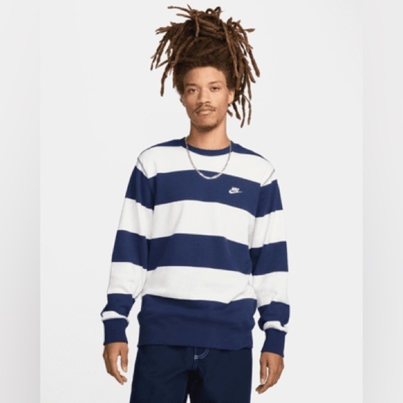 Nike Club Fleece
Men's Striped Heavyweight French Terry Crew - XS - Picture 1 of 6